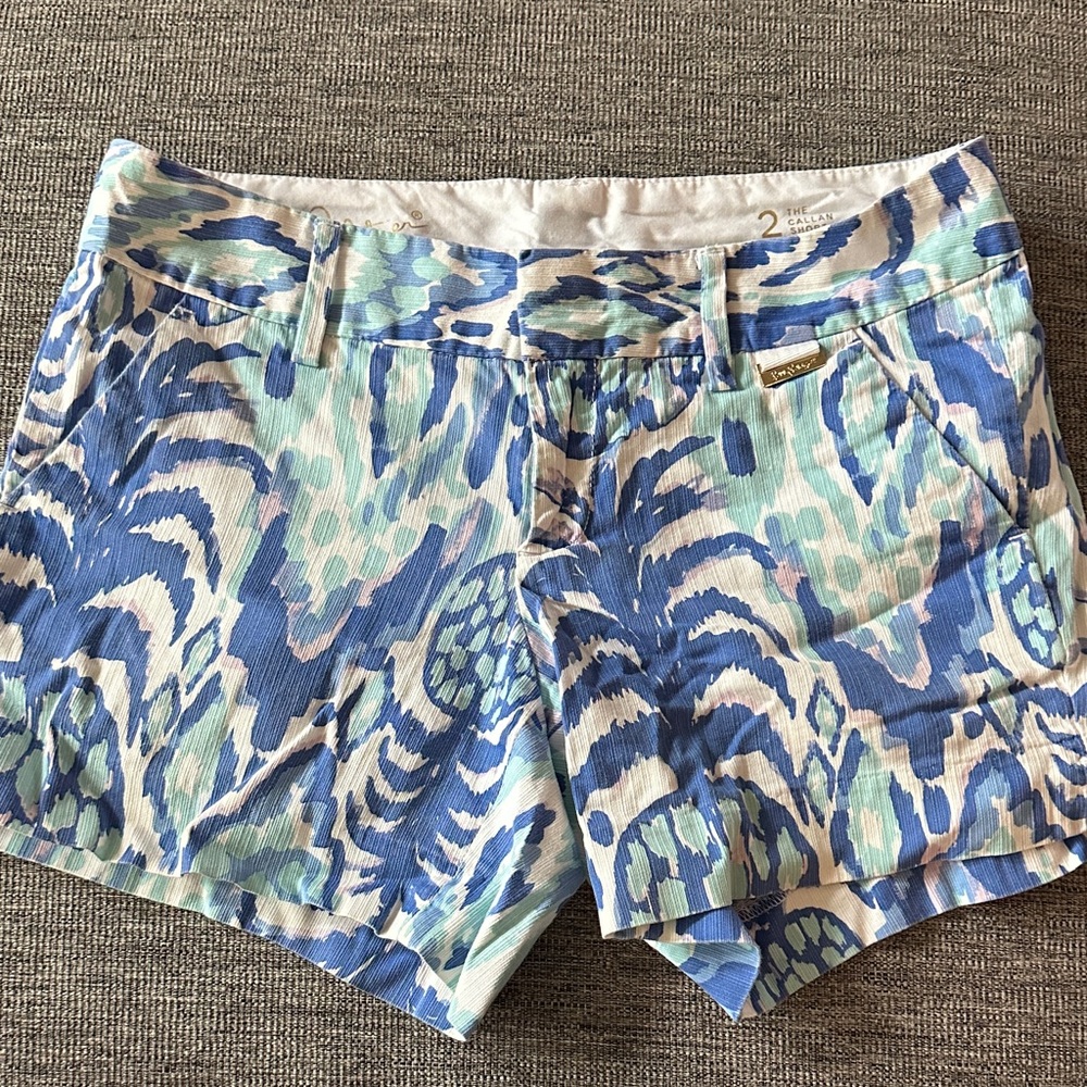 Lilly Pulitzer Blue and White Patterned Shorts